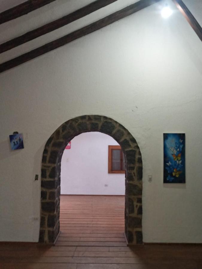 Villa Quinta Los Eucaliptos à Quito Extérieur photo