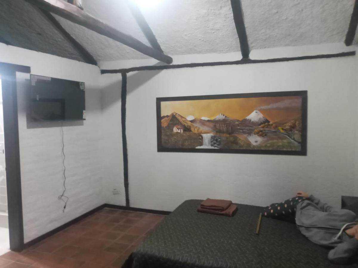 Villa Quinta Los Eucaliptos à Quito Extérieur photo